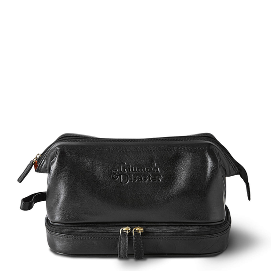 Triumph & Disaster Frank the Dopp Toiletries Bag -toilettilaukku, musta